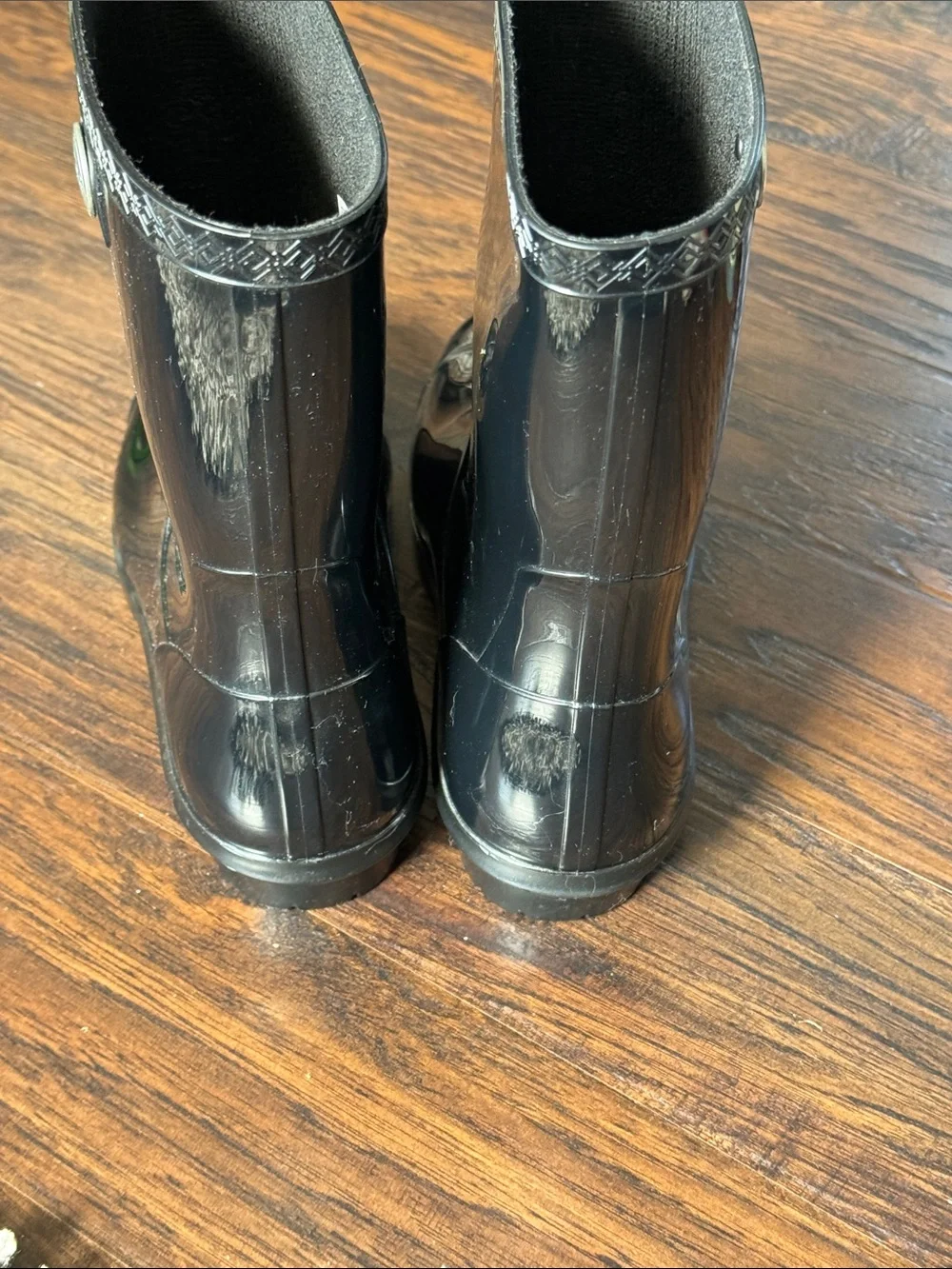 UGG Women's Black Glossy Rain Boots